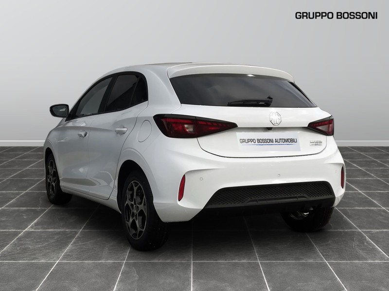 7 - Mg MG3 MG 1.5 hybrid+ luxury