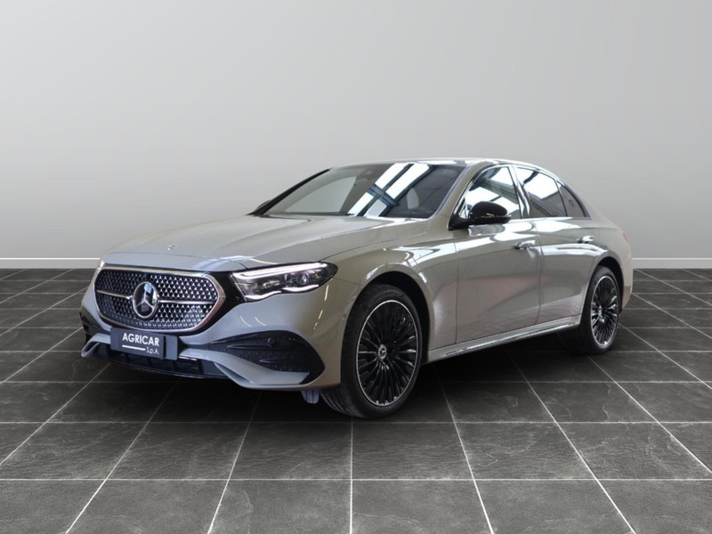 1 - Mercedes Classe E berlina 220 d amg line premium 4matic 9g-tronic
