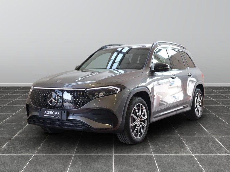 1 - Mercedes EQB 250+ amg line advanced plus