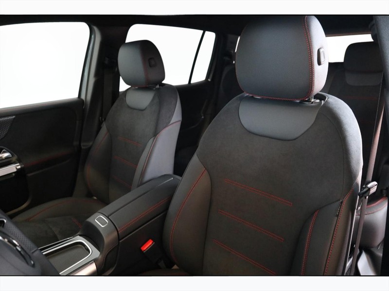 7 - Mercedes EQB 250+ amg line advanced plus