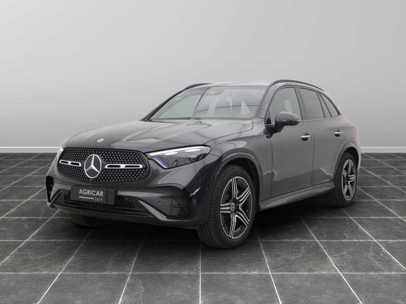 1 - Mercedes GLC suv 300 de plug in hybrid amg line premium tech 4matic 9g-tronic