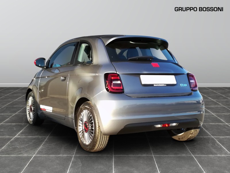 7 - Fiat 500 500e 23,65 kwh (red)