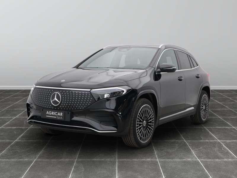 1 - Mercedes EQA 350 amg line advanced 4matic