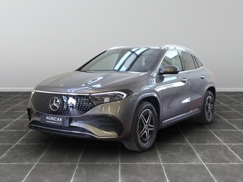 1 - Mercedes EQA 350 amg line advanced plus 4matic