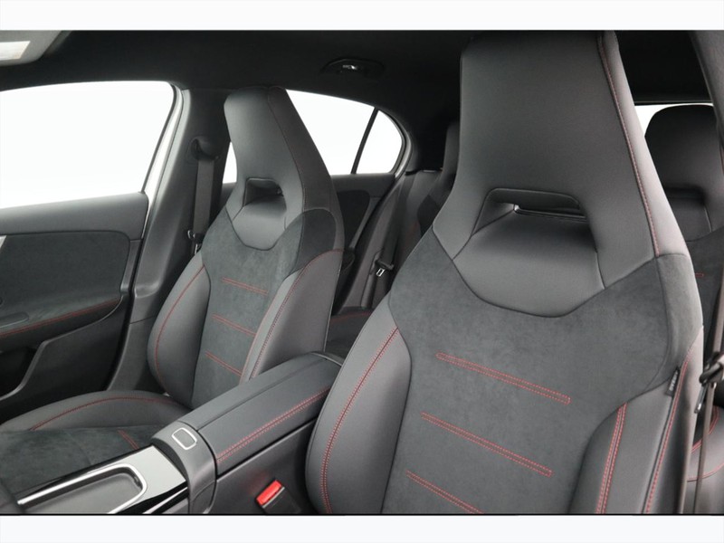 7 - Mercedes Classe A 250 e plug-in-hybrid amg line advanced plus speedshift dct amg 8g