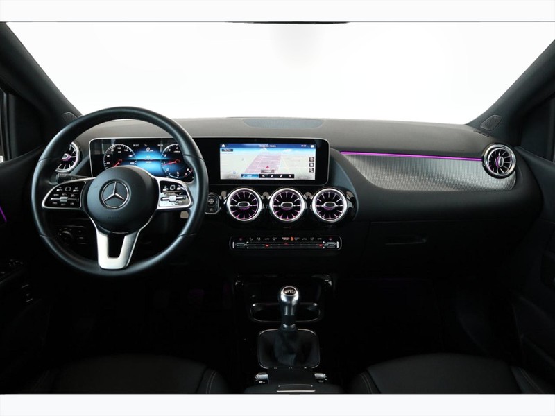 13 - Mercedes Classe B 180 sport plus
