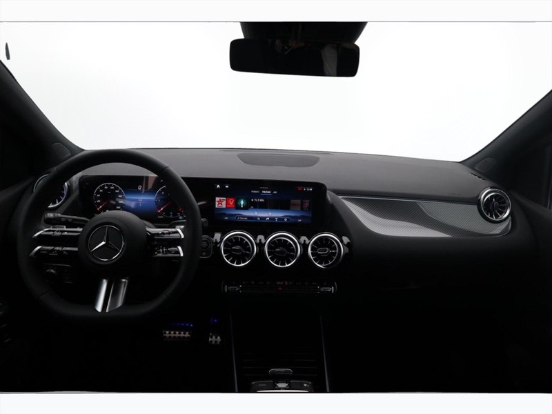 7 - Mercedes Classe B 180 d amg line premium 8g-dct