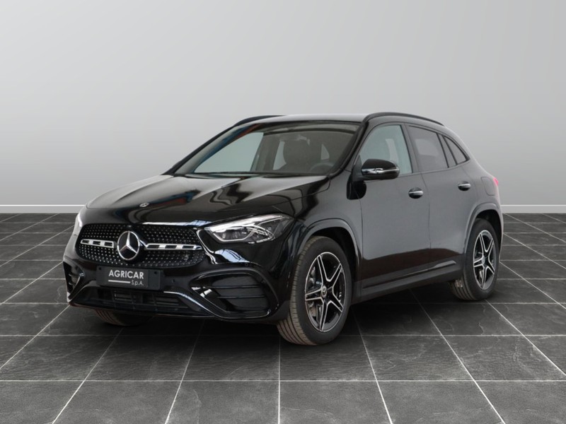 1 - Mercedes GLA 200 d amg line advanced plus 8g-dct
