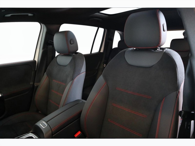 7 - Mercedes GLB 200 d amg line premium 4matic 8g-dct