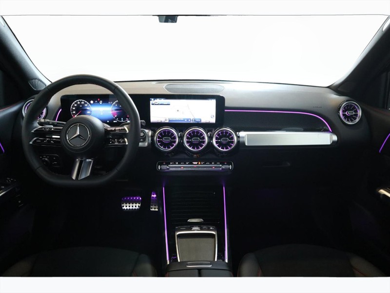 13 - Mercedes GLB 200 d amg line premium 4matic 8g-dct