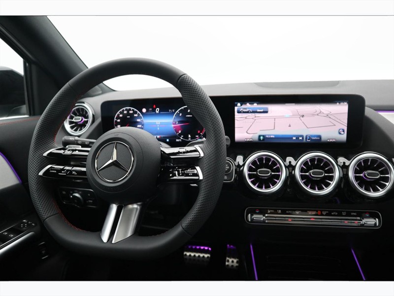 13 - Mercedes GLA 200 d amg line advanced plus 8g-dct