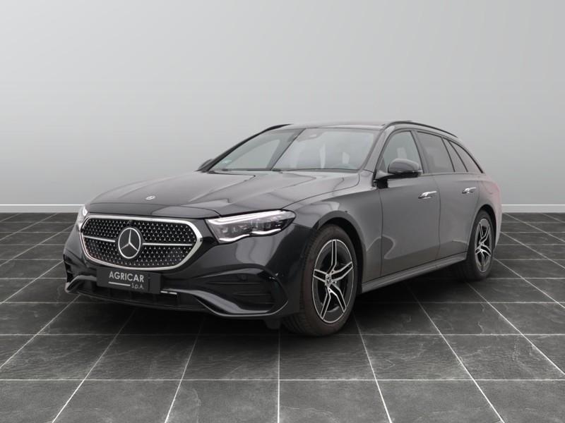1 - Mercedes Classe E station wagon 300 de plug in hybrid amg line premium plus 4matic 9g-tronic