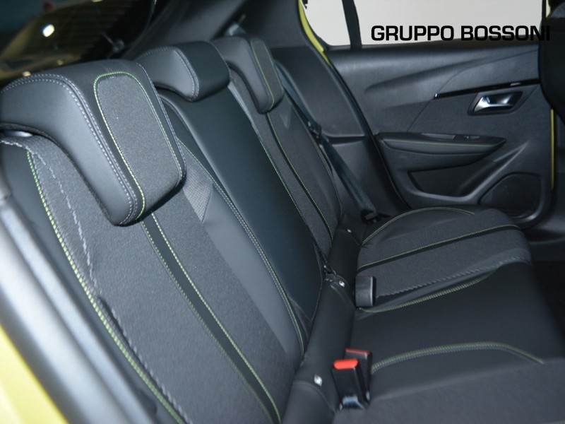 7 - Peugeot 208 1.2 hybrid 48v 136cv gt e-dcs6