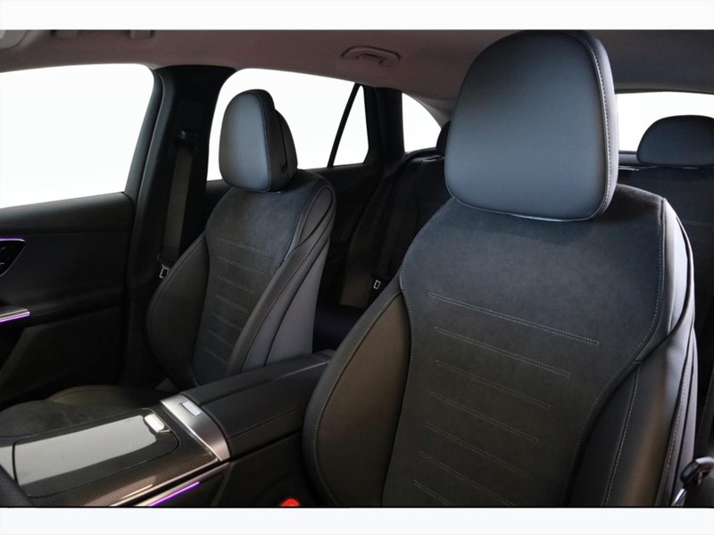 7 - Mercedes GLC suv 220 d amg line premium 4matic 9g-tronic