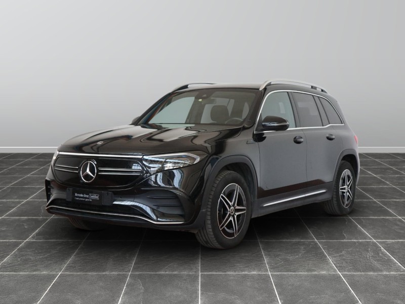 1 - Mercedes EQB 300 premium 4matic