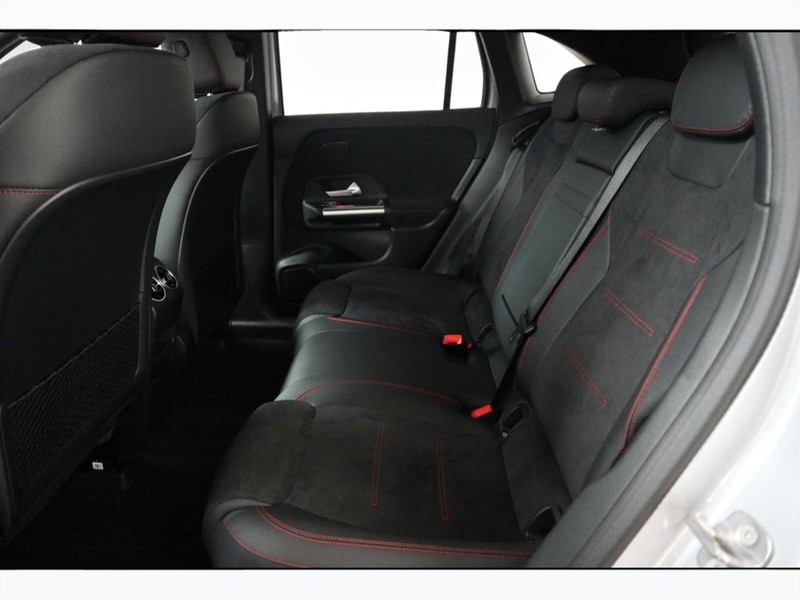 7 - Mercedes EQA 250+ amg line advanced plus