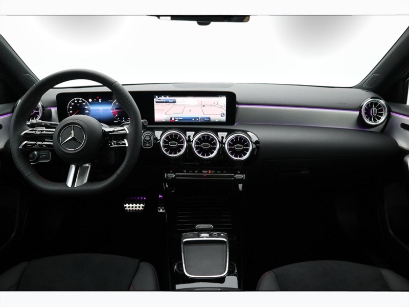 13 - Mercedes Classe A 180 d amg line advanced plus speedshift dct amg 8g