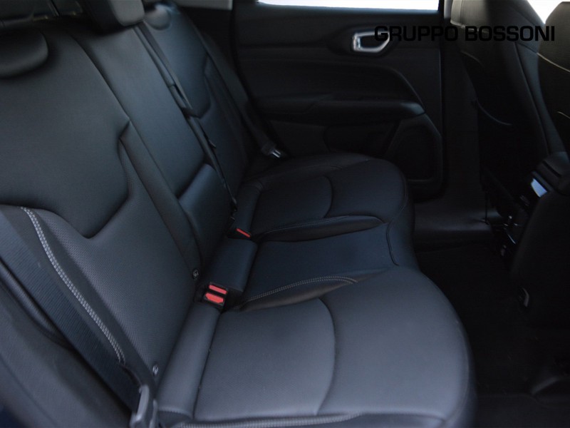 7 - Jeep Compass 1.5 turbo t4 mhev 130cv summit 2wd