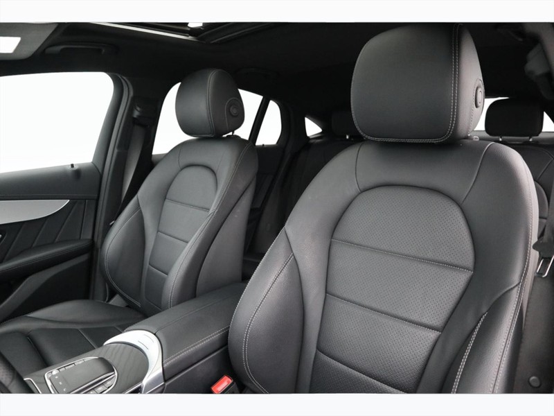 7 - Mercedes GLC coupe 220 d premium 4matic 9g-tronic plus