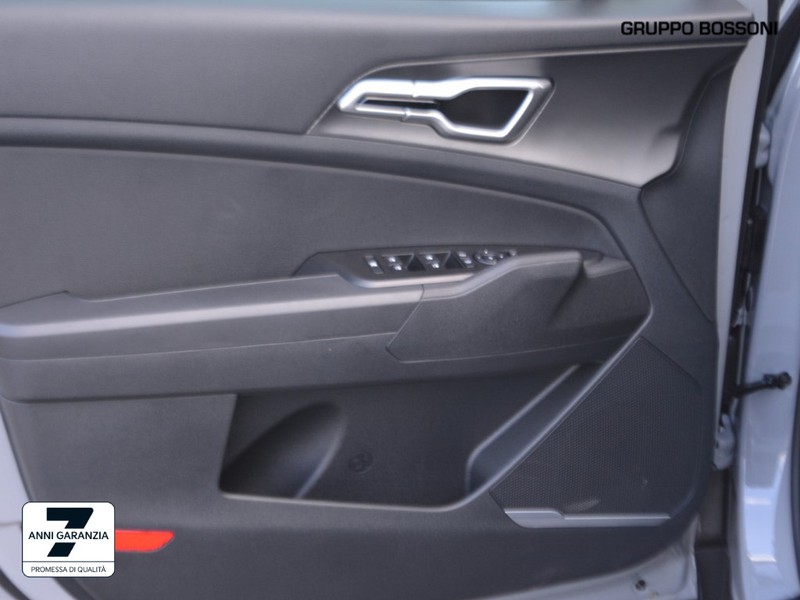 13 - Kia Sportage 1.6 crdi mhev business dct7
