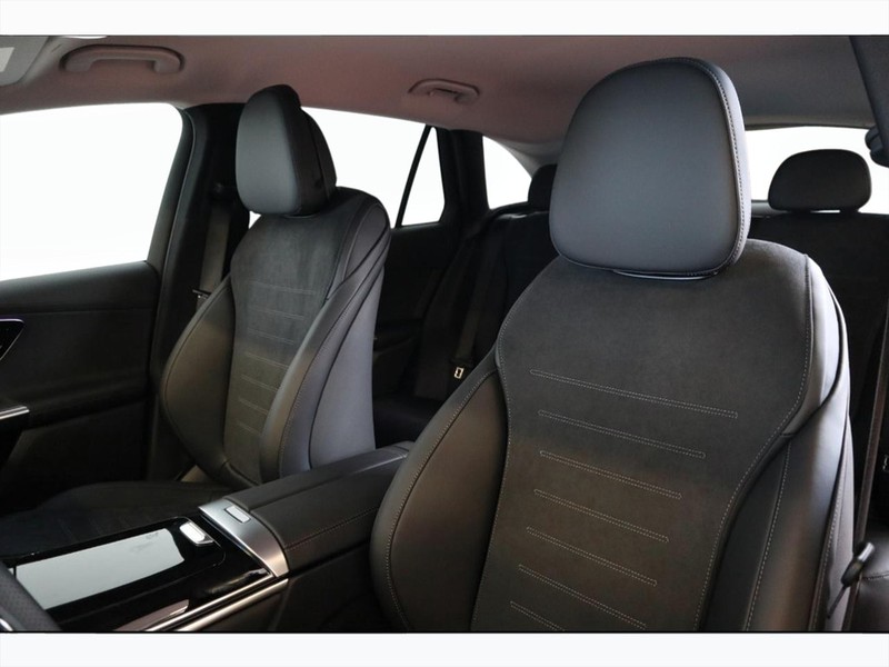 7 - Mercedes GLC suv 220 d amg line advanced 4matic 9g-tronic