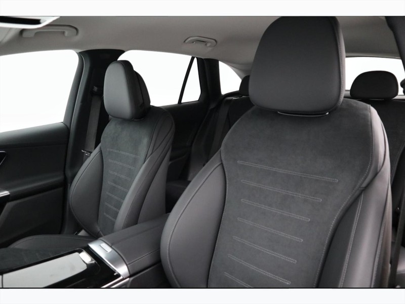 7 - Mercedes GLC suv 220 d amg line advanced 4matic 9g-tronic