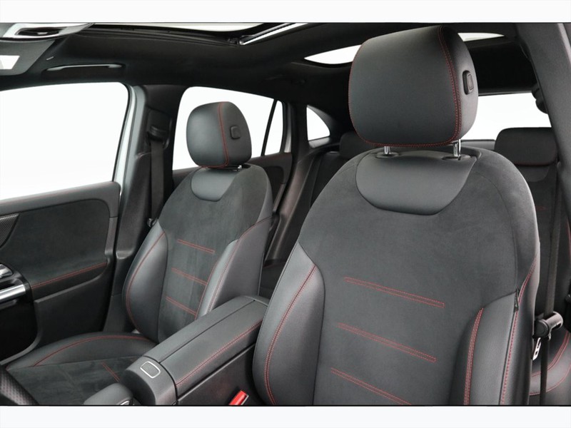 7 - Mercedes GLA 200 d premium 8g-dct