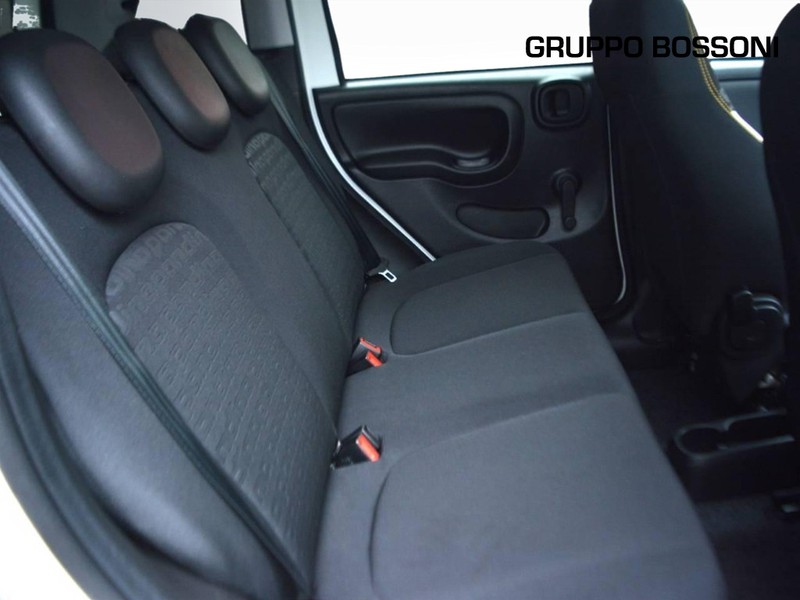 7 - Fiat Panda pandina 1.0 firefly hybrid 70cv s&s