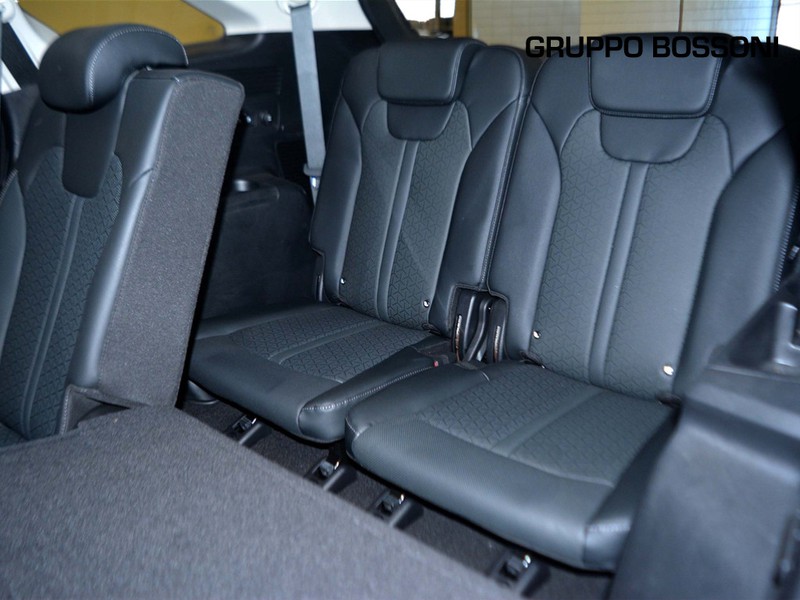 7 - Kia Sorento 1.6 t-gdi phev style awd at6