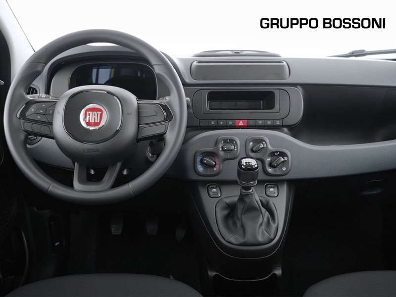 7 - Fiat Panda 1.0 firefly hybrid 70cv s&s