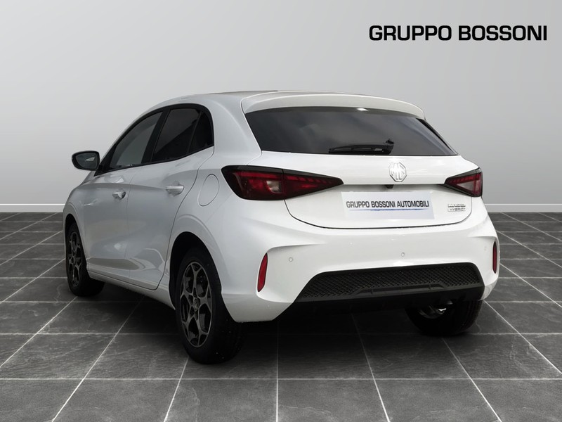 7 - Mg MG3 MG 1.5 hybrid+ luxury