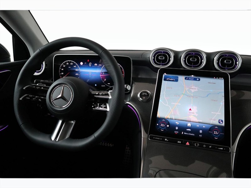 13 - Mercedes GLC coupe 220 d amg line premium 4matic 9g-tronic