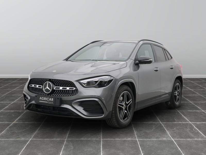 1 - Mercedes GLA 200 d amg line advanced plus 8g-dct
