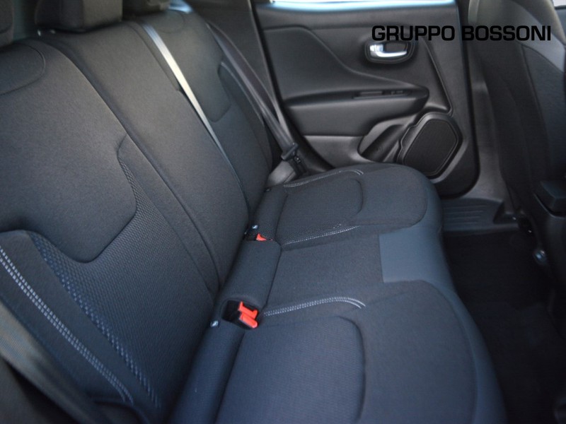7 - Jeep Renegade 1.5 turbo t4 mhev altitude 2wd dct