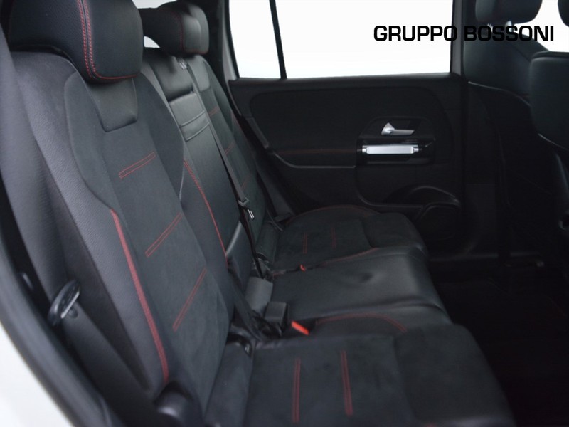7 - Mercedes GLB 180 d premium 8g-dct