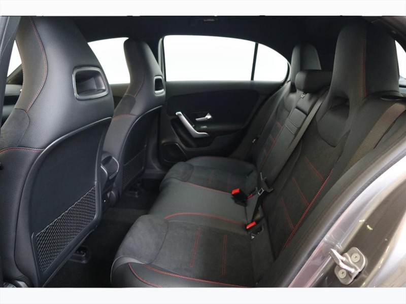 7 - Mercedes Classe A 250 e plug-in-hybrid amg line advanced plus speedshift dct amg 8g
