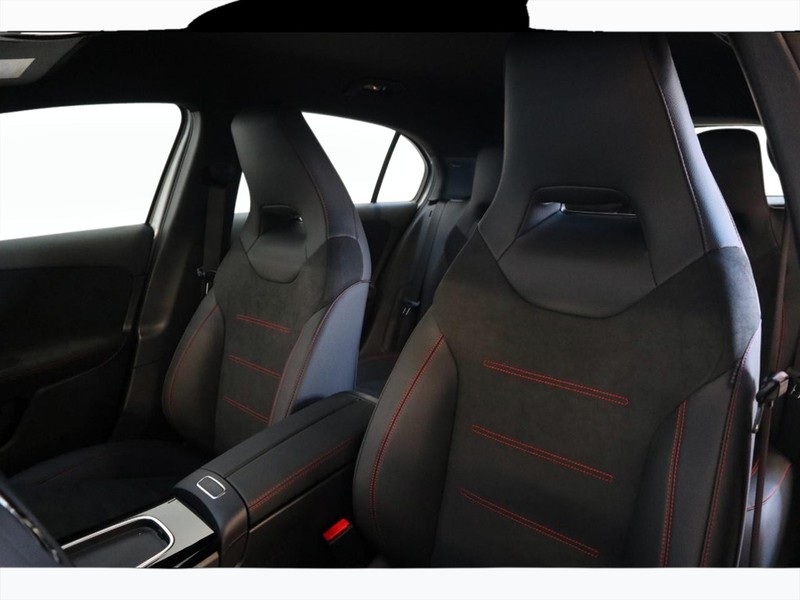 7 - Mercedes Classe A 250 e plug-in-hybrid amg line advanced plus speedshift dct amg 8g