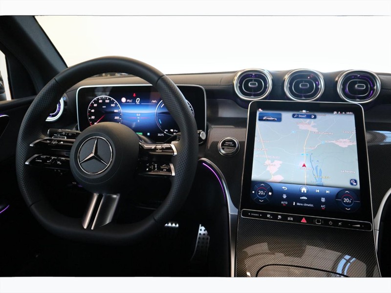 13 - Mercedes GLC suv 300 de plug in hybrid amg line premium tech 4matic 9g-tronic