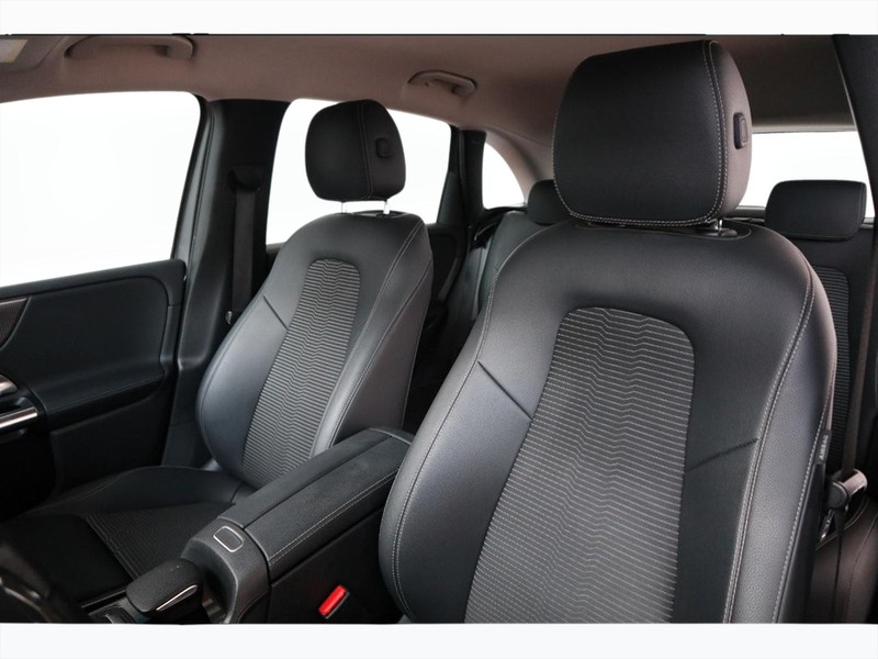 7 - Mercedes Classe B 250 e plug in hybrid (e eq-power) sport plus 8g-dct