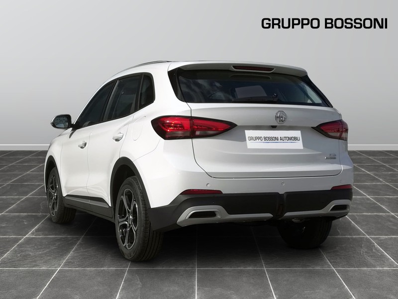 7 - Mg ZS 1.5 hybrid+ comfort auto