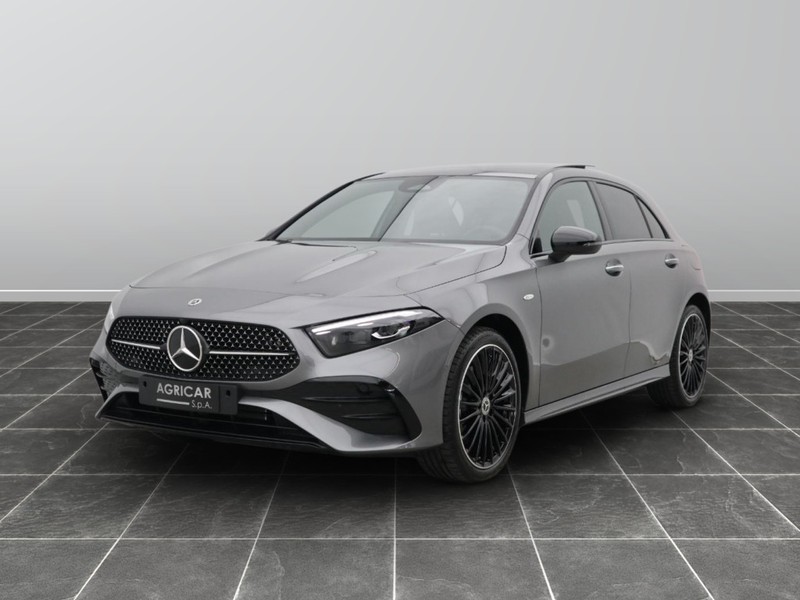 1 - Mercedes Classe A 250 e plug-in-hybrid amg line premium speedshift dct amg 8g