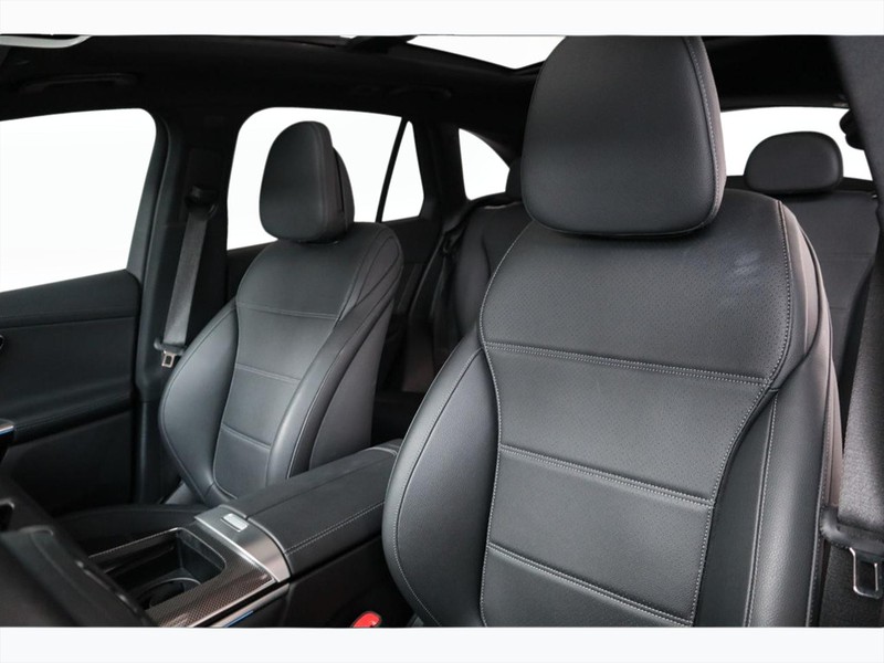 7 - Mercedes GLC suv 300 d amg premium plus 4matic 9g-tronic