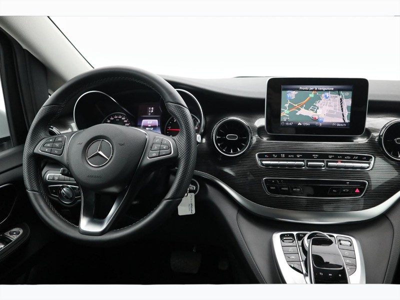 13 - Mercedes Vans Classe V compact 220 d premium business 4matic 9g-tronic plus