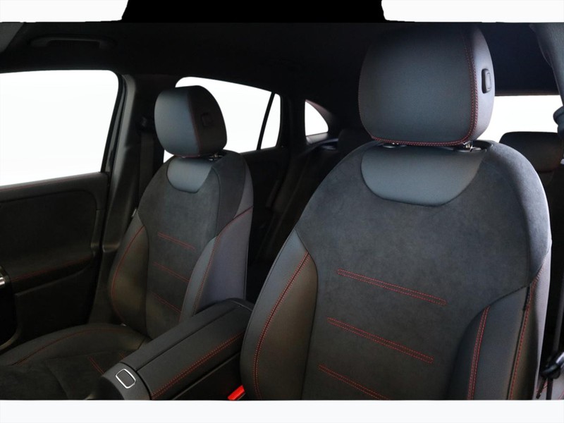 7 - Mercedes GLA 200 d amg line advanced plus 8g-dct