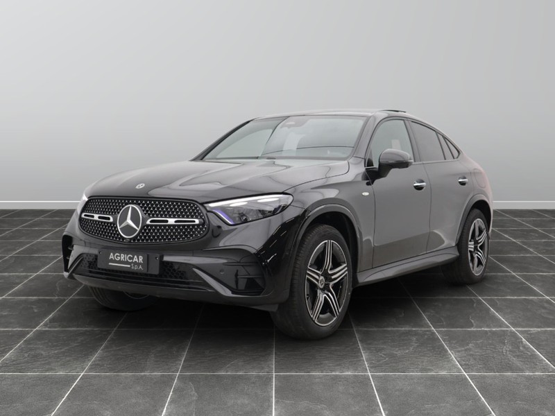 1 - Mercedes GLC coupe 300 de plug in hybrid amg line premium 4matic 9g-tronic
