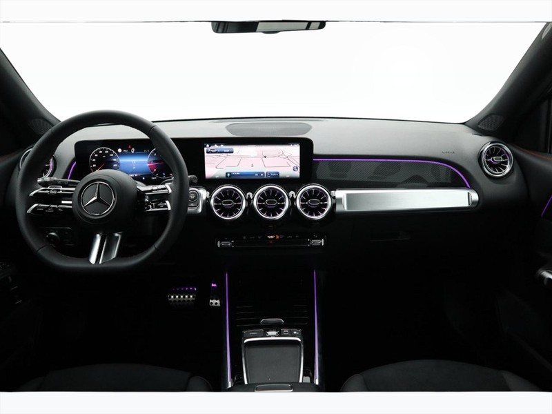 13 - Mercedes GLB 200 d amg line advanced plus 8g-dct