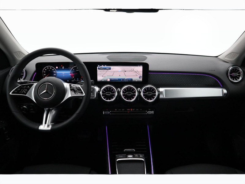 13 - Mercedes GLB 200 d progressive advanced plus 8g-dct