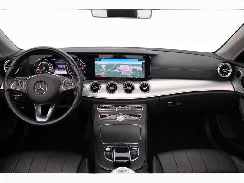 13 - Mercedes Classe E cabrio 220 business sport 9g-tronic plus