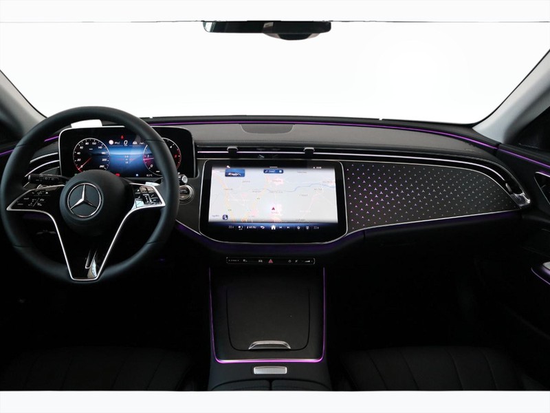 13 - Mercedes Classe E station wagon all-terrain 220 d advanced 4matic 9g-tronic