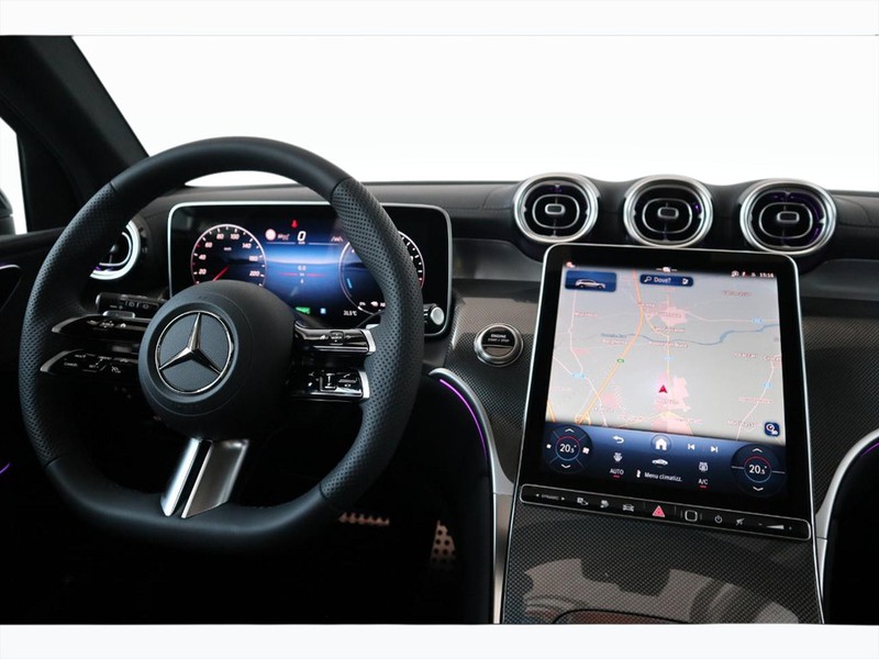 13 - Mercedes GLC suv 300 de plug in hybrid amg line premium tech 4matic 9g-tronic